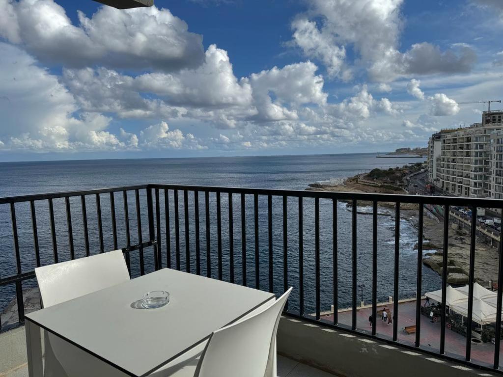 Roma Hotel Sliema Exteriér fotografie
